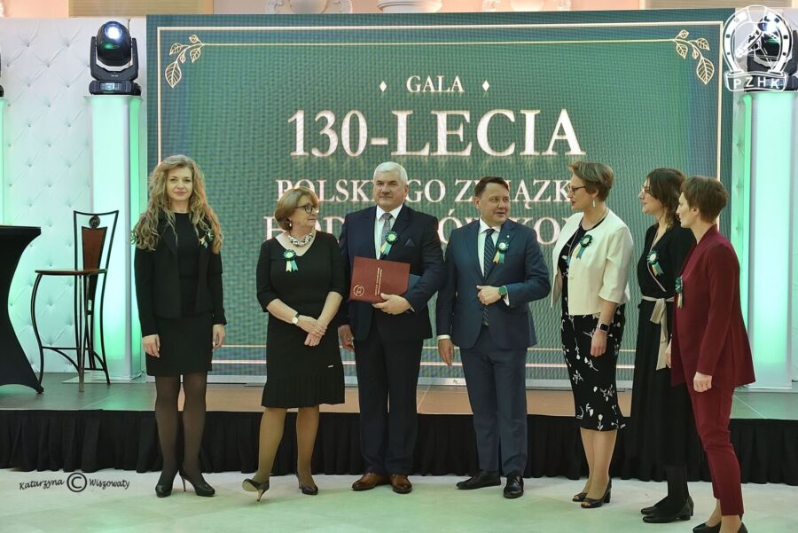 Agnieszka Bieniek - Instytut Zootechniki, Grażyna Polak - Instytut Zootechniki, Sławomir Piotrowski - Prezes PZHK, Tomasz Jacek - Dyrektor Instytutu Zootechniki, Paulina Peckiel - Dyrektor biura PZHK, Agnieszka Chełmińska - Instytut Zootechniki i Lucyna Bobak - Instytut Zootechniki