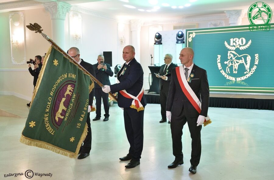 Poczet sztandarowy DZHK Wrocław