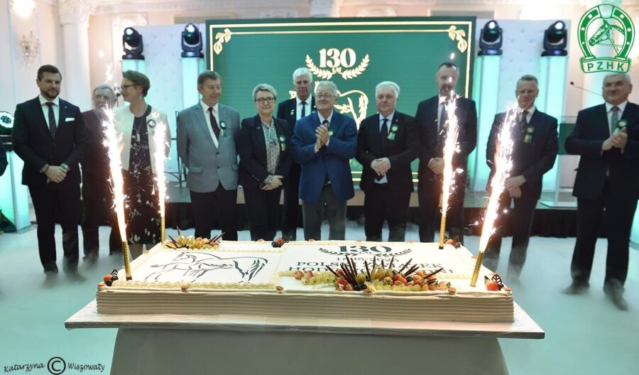 Tort z okazji jubileuszu 130-lecia