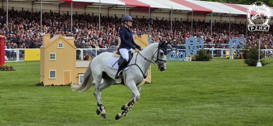 Lara De Liedekarke-Meier na Hooney D’arville SBS